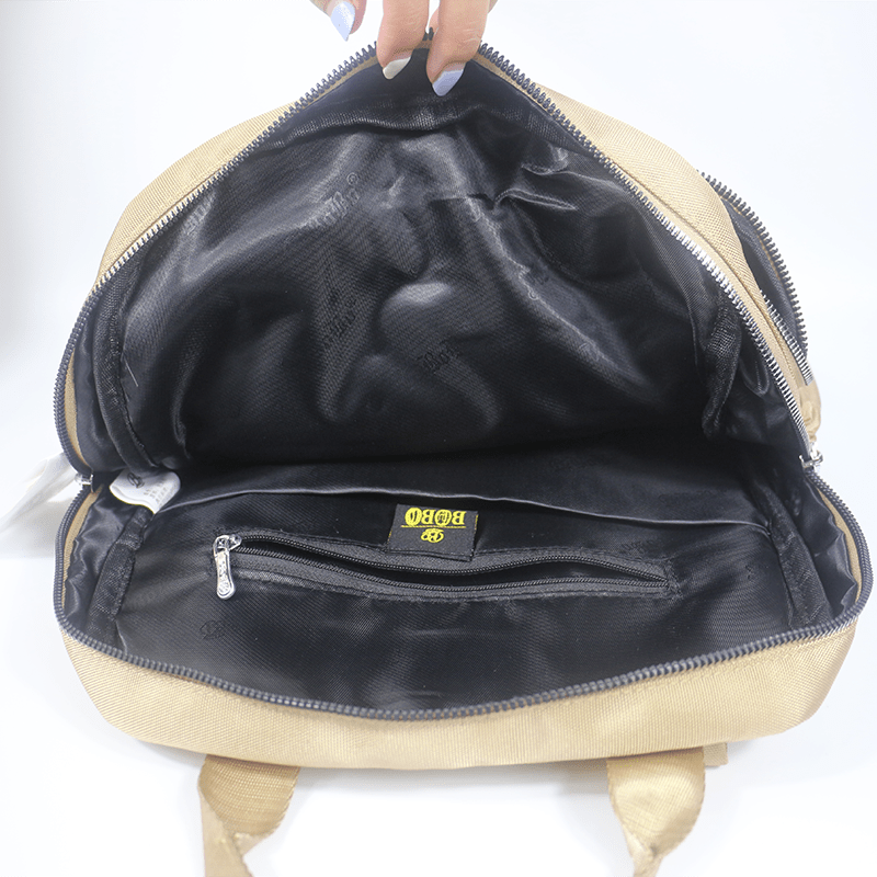 Sac à dos noir pour femme, format compact et design sobre – Image 8