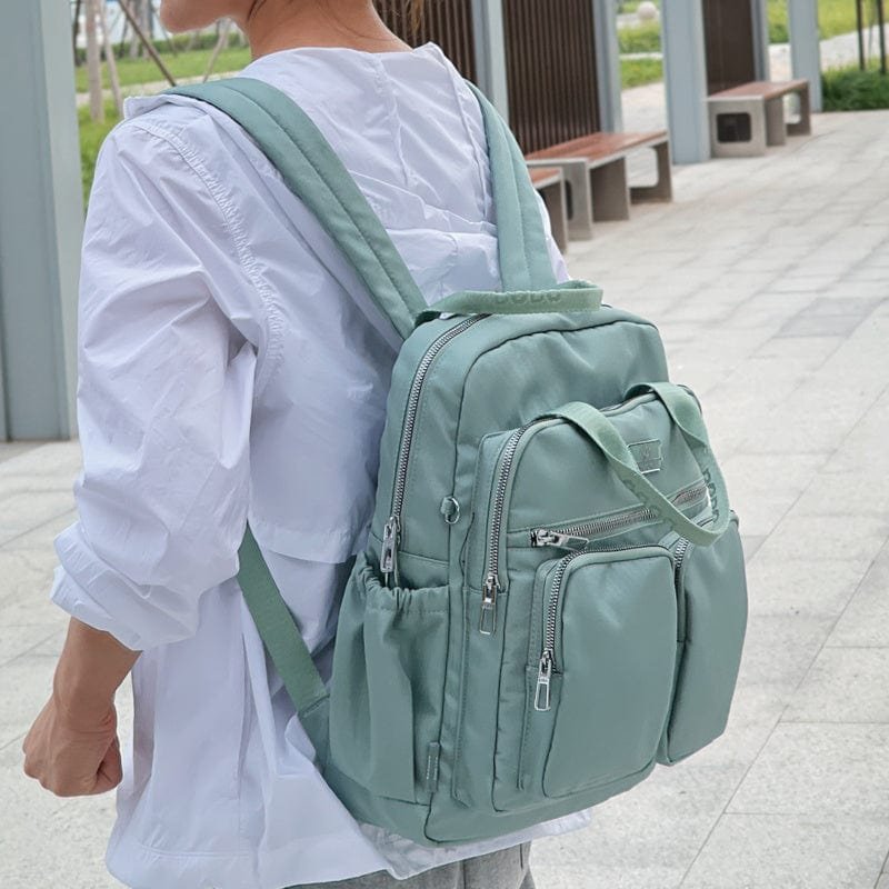Sac à dos noir pour femme, format compact et design sobre – Image 9