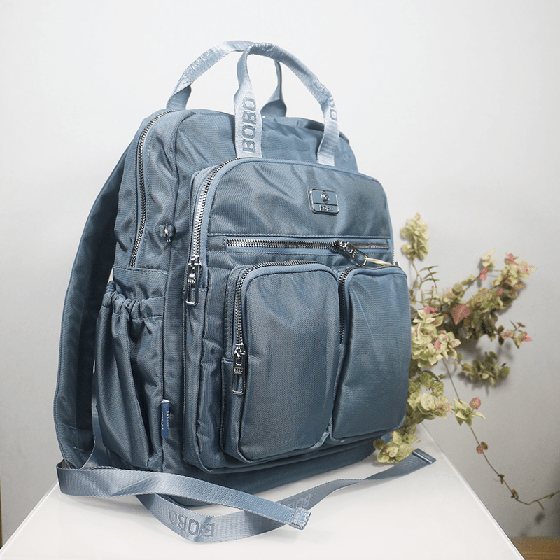 Sac à dos noir pour femme, format compact et design sobre – Image 7