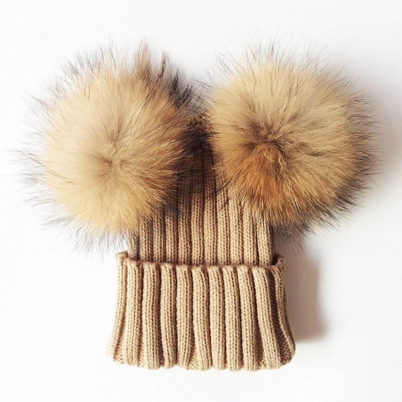 Bonnet bébé à double pompons en fourrure – Image 6