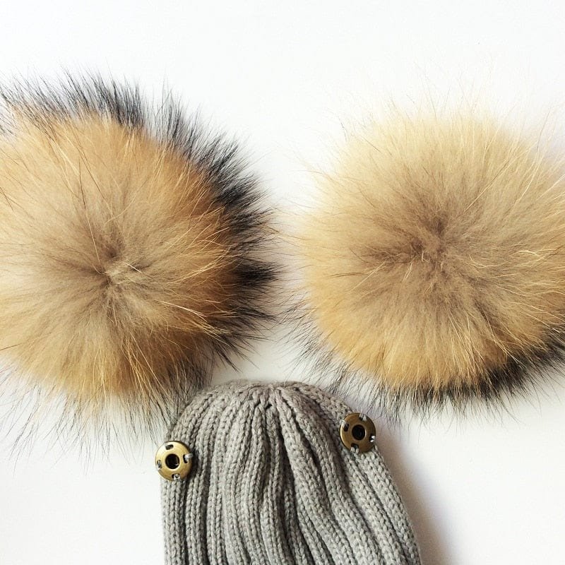 Bonnet bébé à double pompons en fourrure – Image 15